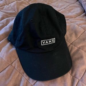 vans black baseball hat